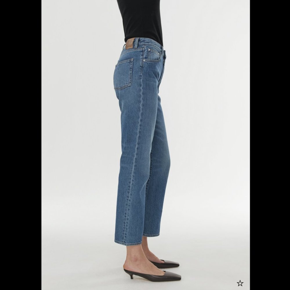 Toteme Original Denim Jean, Washed Blue, Size 26